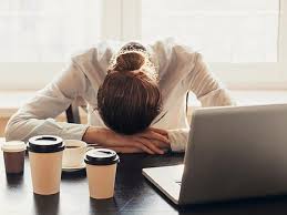 Thức khuya và thiếu ngủ